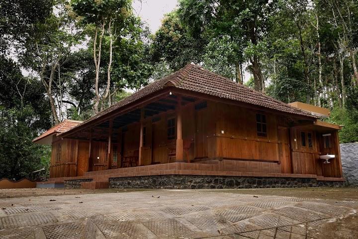 Kalppavanam Heritage Resort Thekkady Exterior photo